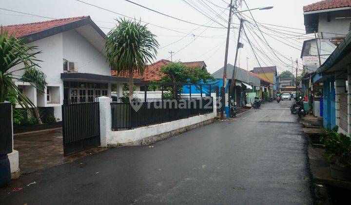 Rumah luas ada kost2an di Kramat Jati 1