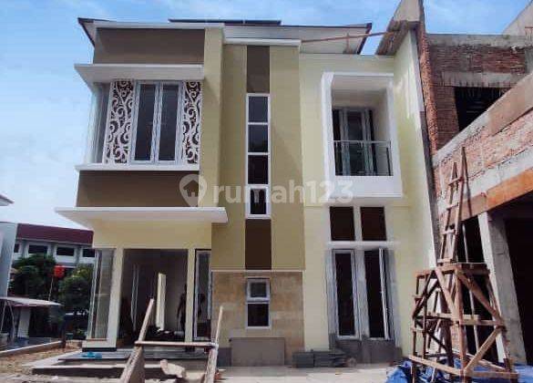 Rumah Cluster Mewah One Gate System di Cipinang Besar, Jakarta Timur 1