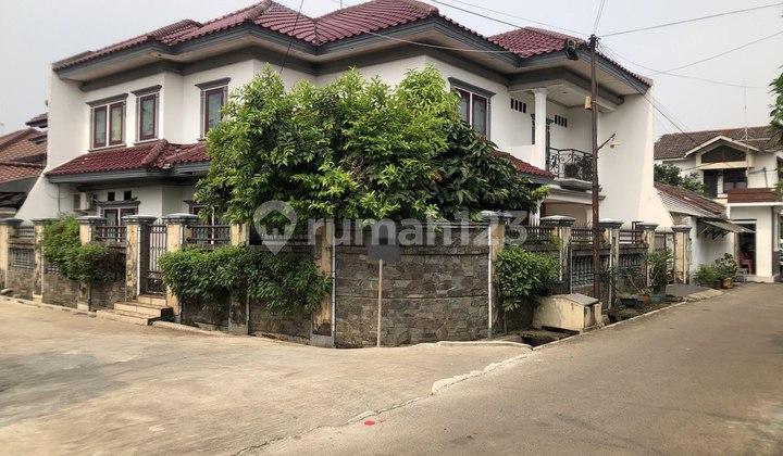 Rumah Hook Asri dan Luas di Jatibening Rumah Hook Asri dan Luas di Jatibening