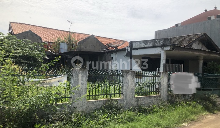 Rumah Murah tanah luas dihitung tanah nya saja di Jatibening 2