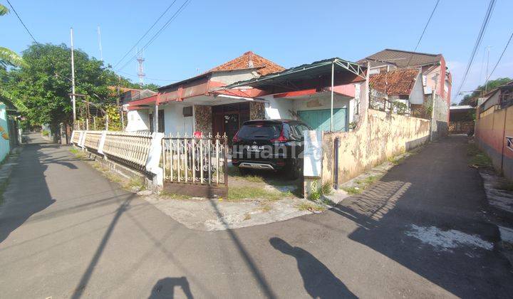 Rumah Hitung Tanah lokasi tengah kota Cirebon 1