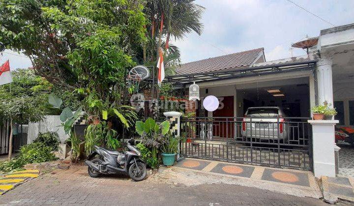 Rumah Cantik Ada Kolam di Kemang Pratama Bekasi 2