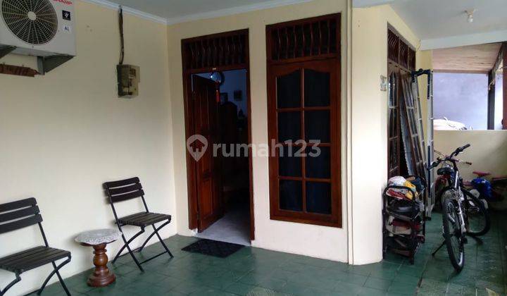 Rumah Siap Huni dekat Taman di Bekasi Timur 2