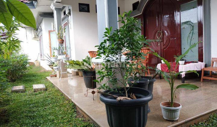 Rumah Hook Asri dan Luas di Jatibening 2