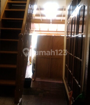 Rumah Di Jatibening (lp) 2