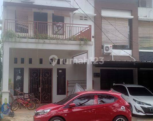 Rumah Hoek Di dlm Town House Cimanggis 1