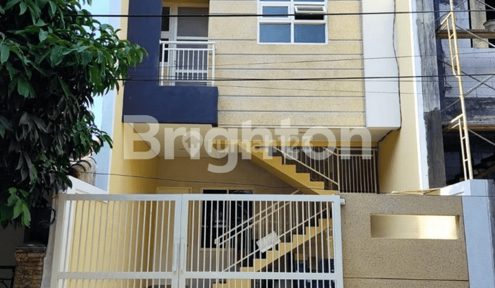 RUMAH NEW 2 UNIT BISA DIJADIKAN RUMAH TINGGAL ATAU KOST DI JL RUNGKUT MENANGGAL HARAPAN SURABAYA 1