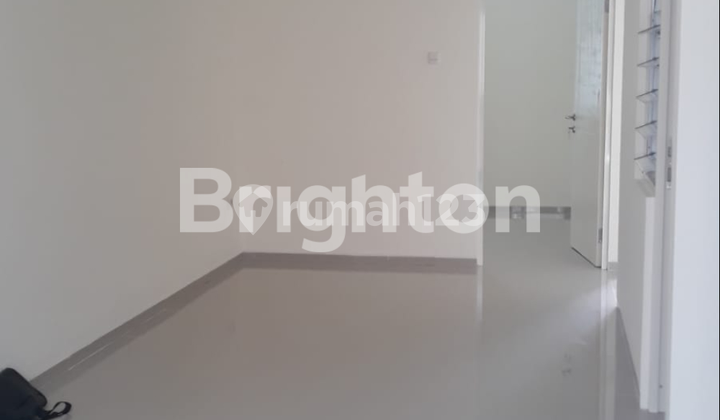 Rumah Baru Minimalis, Siap Huni di Gunung Anyar Emas, Surabaya Timur. 2