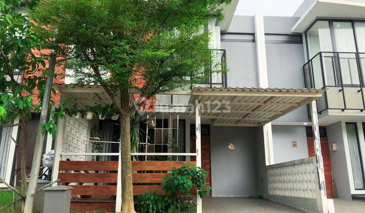 Rumah Cantik dan Tenang di Kebayoran Bintaro 1