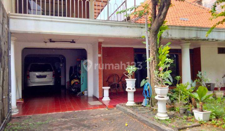 Rumah pinggir jalan di Rawamangun, Jakarta Timur 1