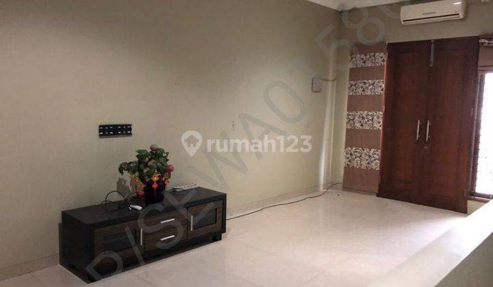 RUMAH 2 LANTAI SIAP HUNI SEMI FURNISH DI GREEN VILLE 2