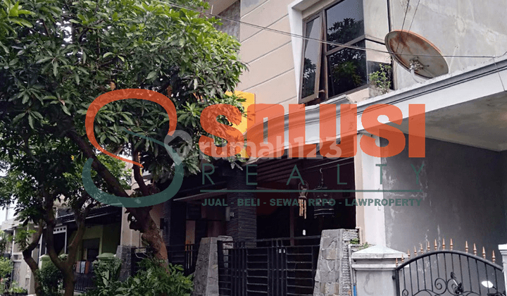 Rumah Manis 2 Lantai Siap Huni Di Kediri Kota Reff Her (NY) 2