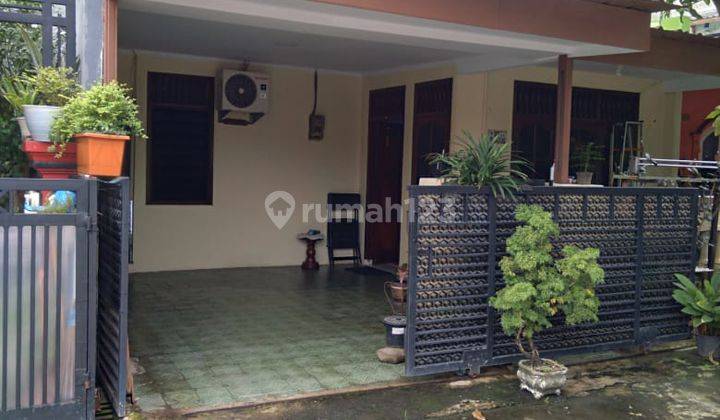 Rumah Siap Huni dekat Taman di Bekasi Timur (NY) 1