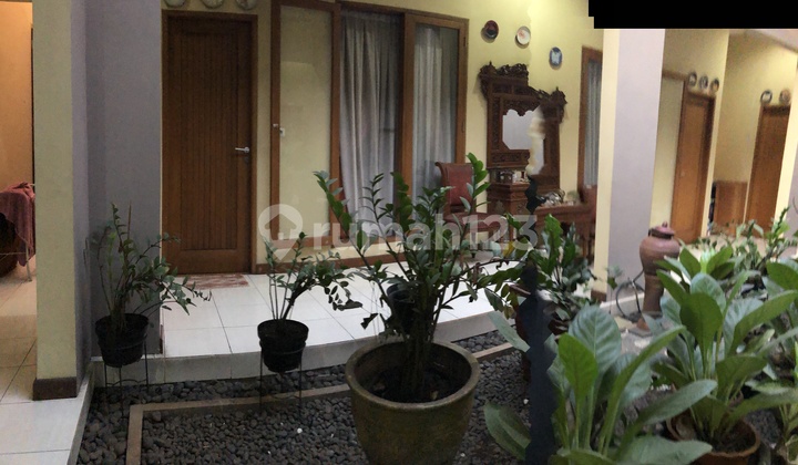 Rumah Luas dan Nyaman ada taman di dalam( NY) 2