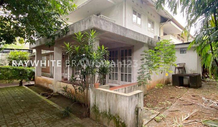 Rumah Lama  2 Lantai Brawijaya Kebayoran Baru Jakarta Selatan 2