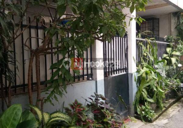 Rumah dalam gang siap huni di Tomang Jakarta Barat 1