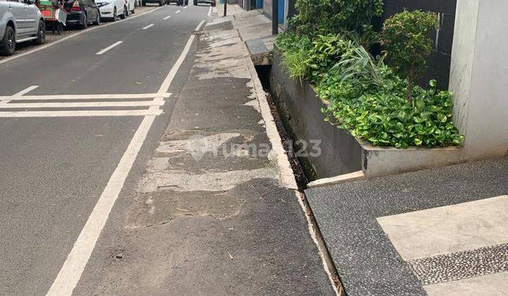 Rumah Ada Kolam Renang Di Tebet, Jakarta Selatan 2