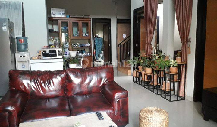 Rumah Cocok Untuk Kantor Atau Usaha di Buanasari, Logam 1