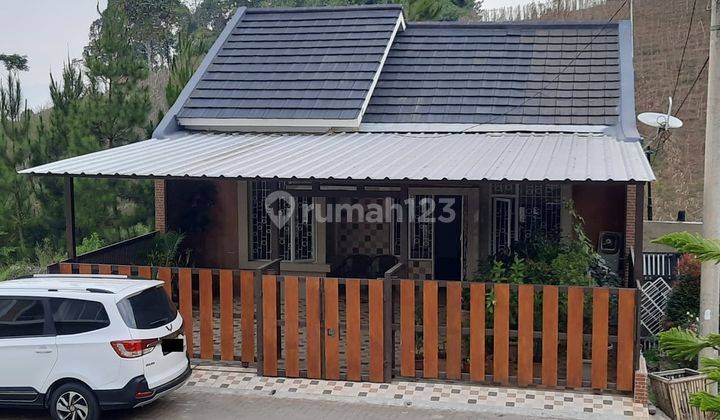 Rumah Terawat di Soreang 1