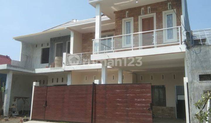 Rumah mewah bonus kolam renang dekat kampus UB di Soehat 2