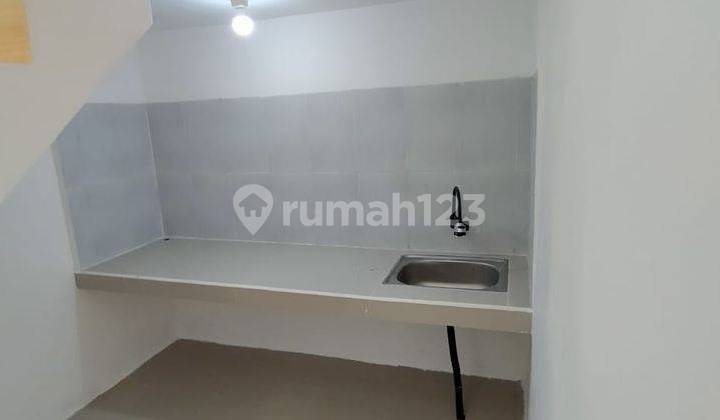 Rumah kost bangunan baru 2 lantai dekat banyak kampus 2