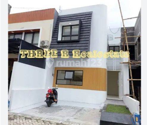 Rumah baru 2.5 lantai jalan Ikan-ikan SHM  1