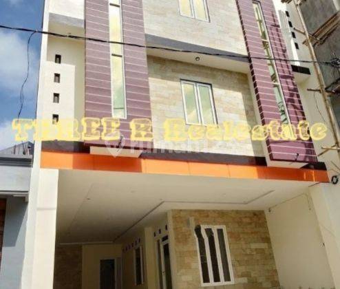 Rumah kost 3 lantai aktif full penghuni kost kondisi baru 1