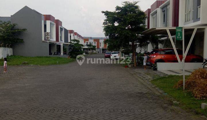 Rumah bagus 2 lantai dekat Kampus di Soehat dekat Griyashanta  2