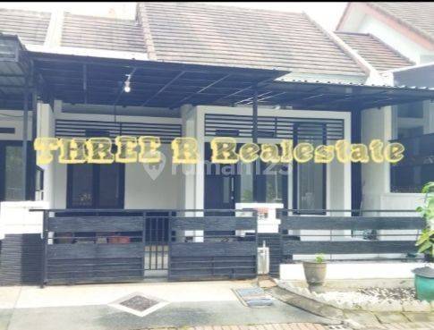 Rumah bagus SHM siap huni di Permata Jingga Soehat 1