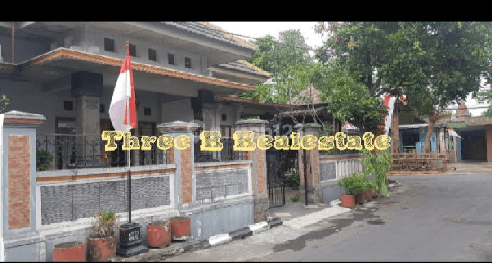 Jual Cepat rumah hook full jati design elegant, halaman luas carport muat 2 mobil 1