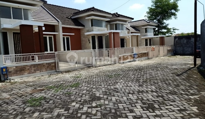 Affordable new condition ready stock houses near UB campus area, Polinema, Asia, Widyagama. 2