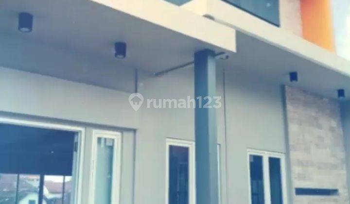 Rumah baru exclusive siap huni cocok utk kantoran dekat poros jalan 2