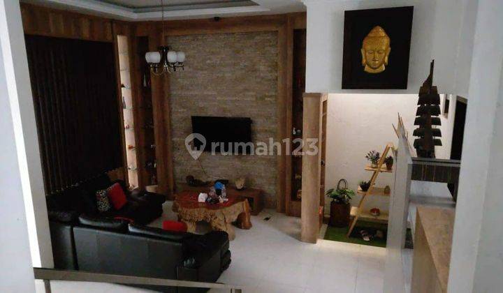 Rumah Cantik terawat 2½ lt di Jl. Imam Bonjol, Karawaci, Tangerang 1