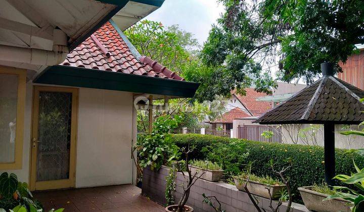 Rumah Dijual Heritage Strategis Dago Bandung Kota 1