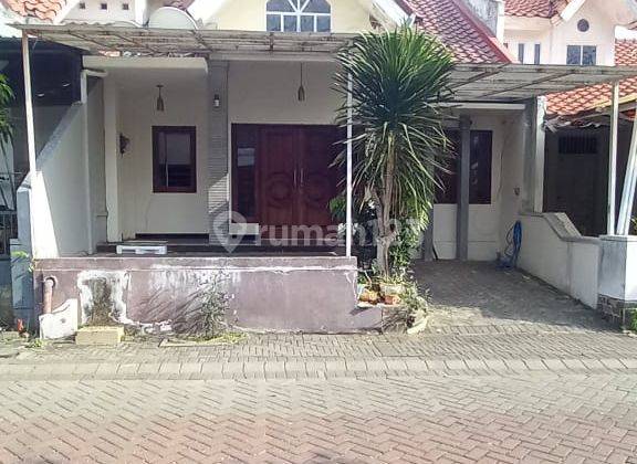 Rumah Citraland Utama (Cris)  SHM - Sertifikat Hak Milik 1