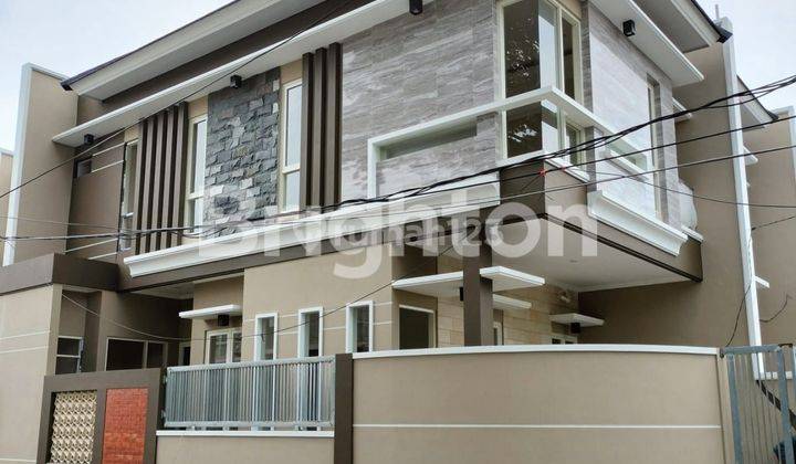 RUMAH GRESS HOOK 2 LANTAI 2M-AN BABATAN PANTAI 1