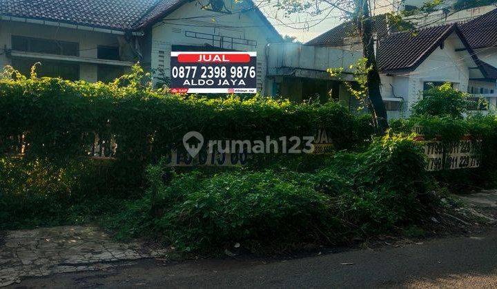 Rumah Hitung Tanah di Jalan Flores Sayap Riau Dekat Hotel Amarosa 1