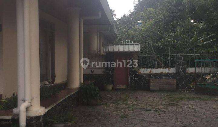 Dijual Rumah Hitung Tanah Jalan Riau 1