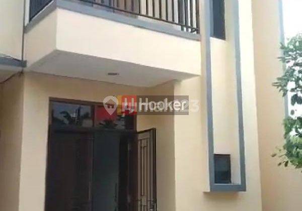 RUMAH UNFURNISHED DI JALAN PKP AREA CIRACAS JAKARTA TIMUR 1