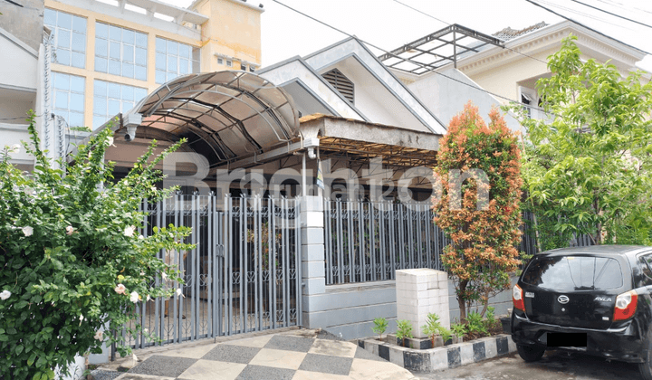 Rumah Dharmahusada Indah Barat Siap Huni Lokasi Strategis Surabaya Timur 1