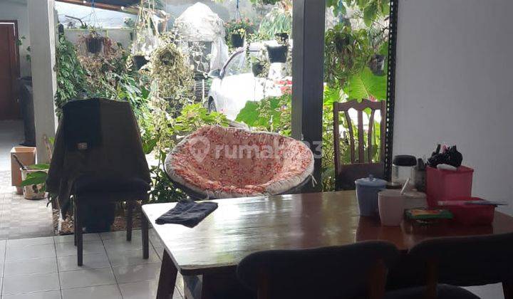 Rumah Besar Berikut Usaha Kost Di Batu Indah Bandung 2