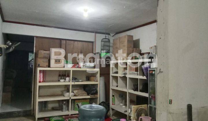 RUMAH DI JL MOJO KIDUL SURABAYA COCOK UNTUK KOST ATAU TEMPAT USAHA 2