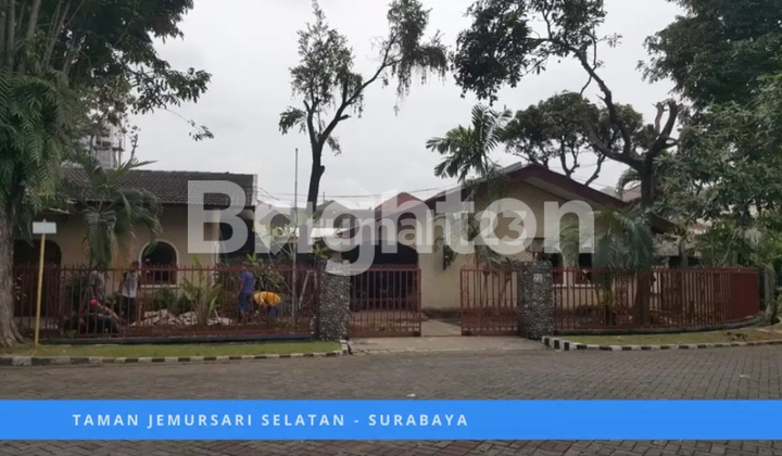 Rumah HOOK Jemursari Luas dan Nyaman Strategis dekat Raya