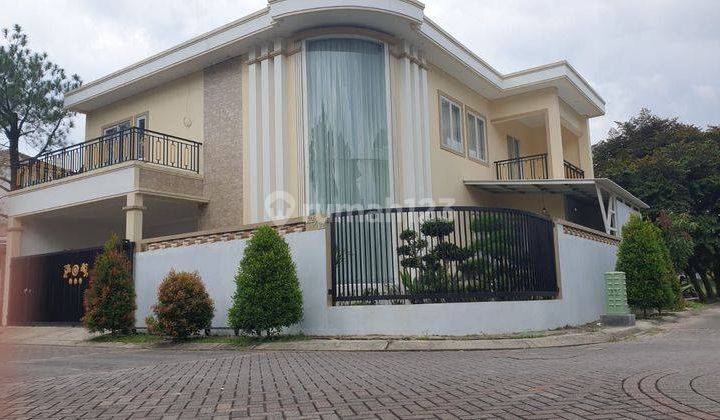 rumah Metland Puri bangunan  baru Hoek UK 14.5x15 2 lantai  1