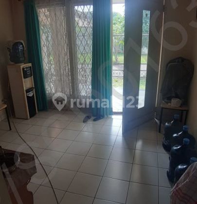 RUMAH 2 LANTAI DI DALAM KOMPLEK PERUMAHAN PUSPITALOKA, BSD 2