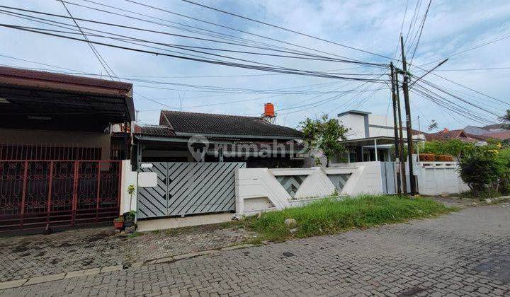 Rumah + Kantor 1.5 Lantai Permata Biru Hasanudin, Semarang 1