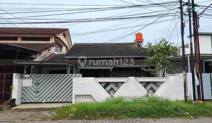 Rumah + Kantor 1.5 Lantai Permata Biru Hasanudin, Semarang 2