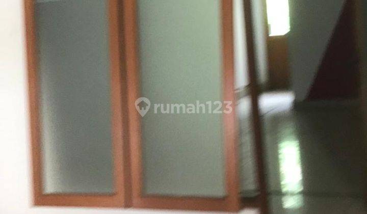 Rumah Lokasi Strategis Pinggir Jalan Raya dan Cocok untuk Ruang Usaha @Jl Prapanca 2