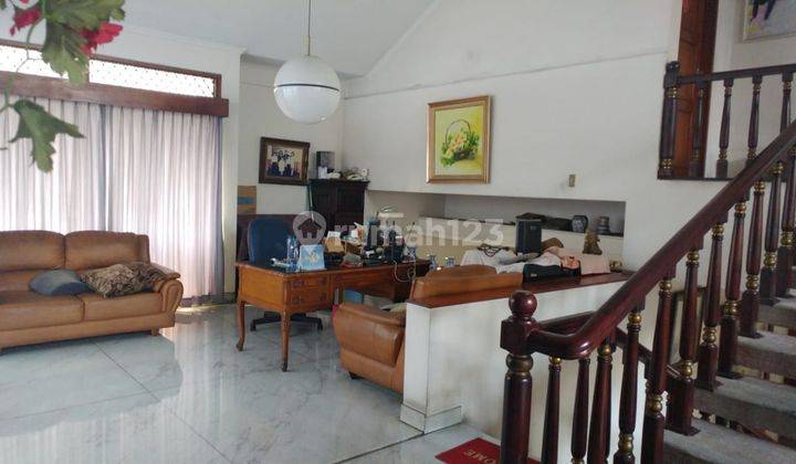 Rumah di Puri Indah Jakarta Barat  lokasi strategis 2