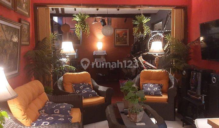 Rumah, Di Jalan Utama Bintaro, Asri, Dekat Toll, Halaman Belakang 1